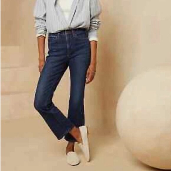 Banana Republic Women's High Rise Crop-Boot Jean Size 28 Dark Rinse - Picture 1 of 10